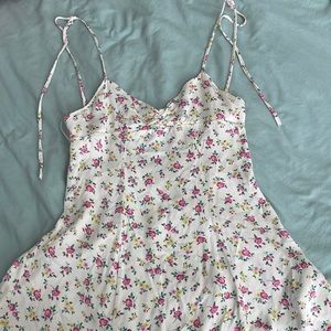 zara mini floral dress
